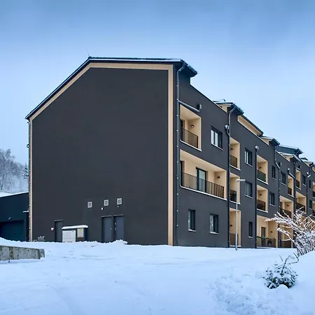 Lucni Jurajda *